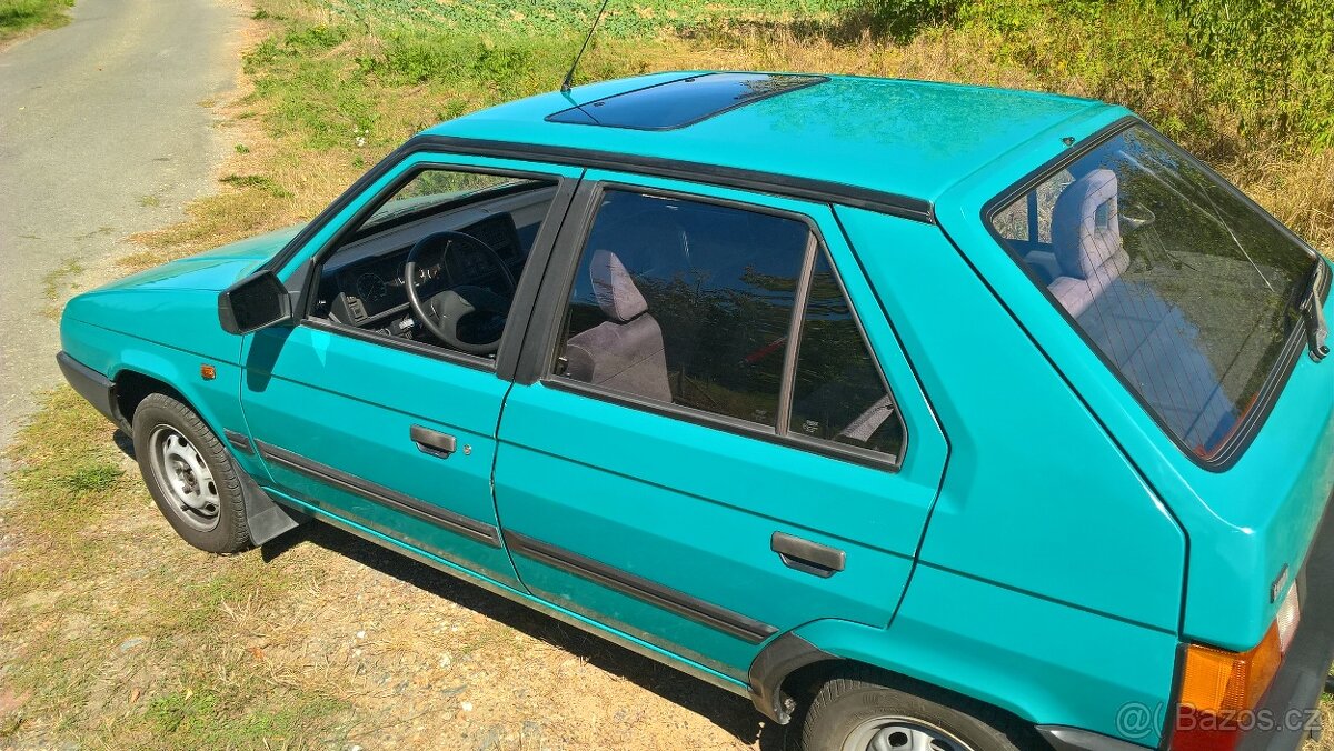 Škoda Favorit - 8