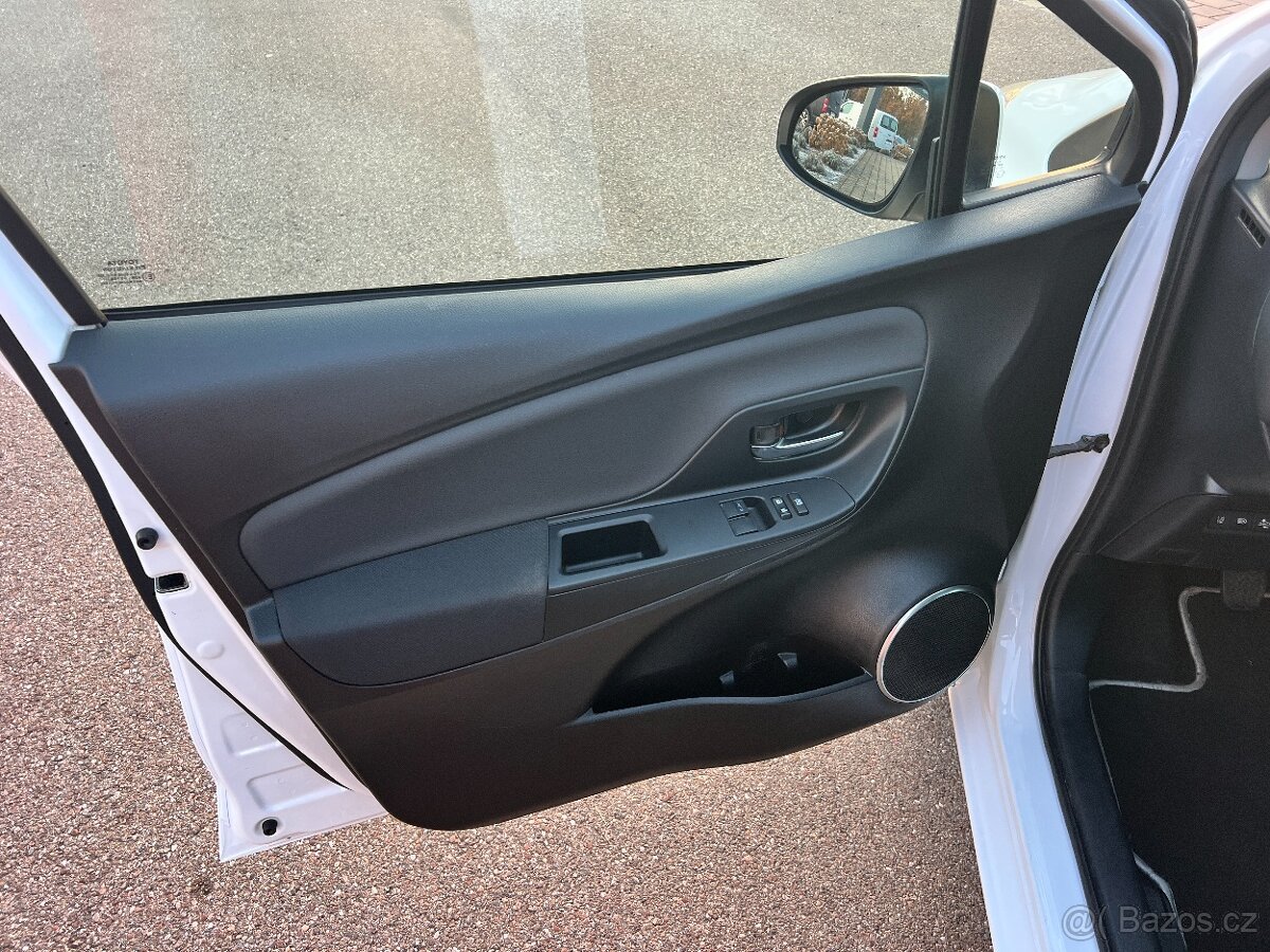 ►TOYOTA YARIS 1.5 82KW DUAL VVT iE Y20 EDITION SPORT AC - 8