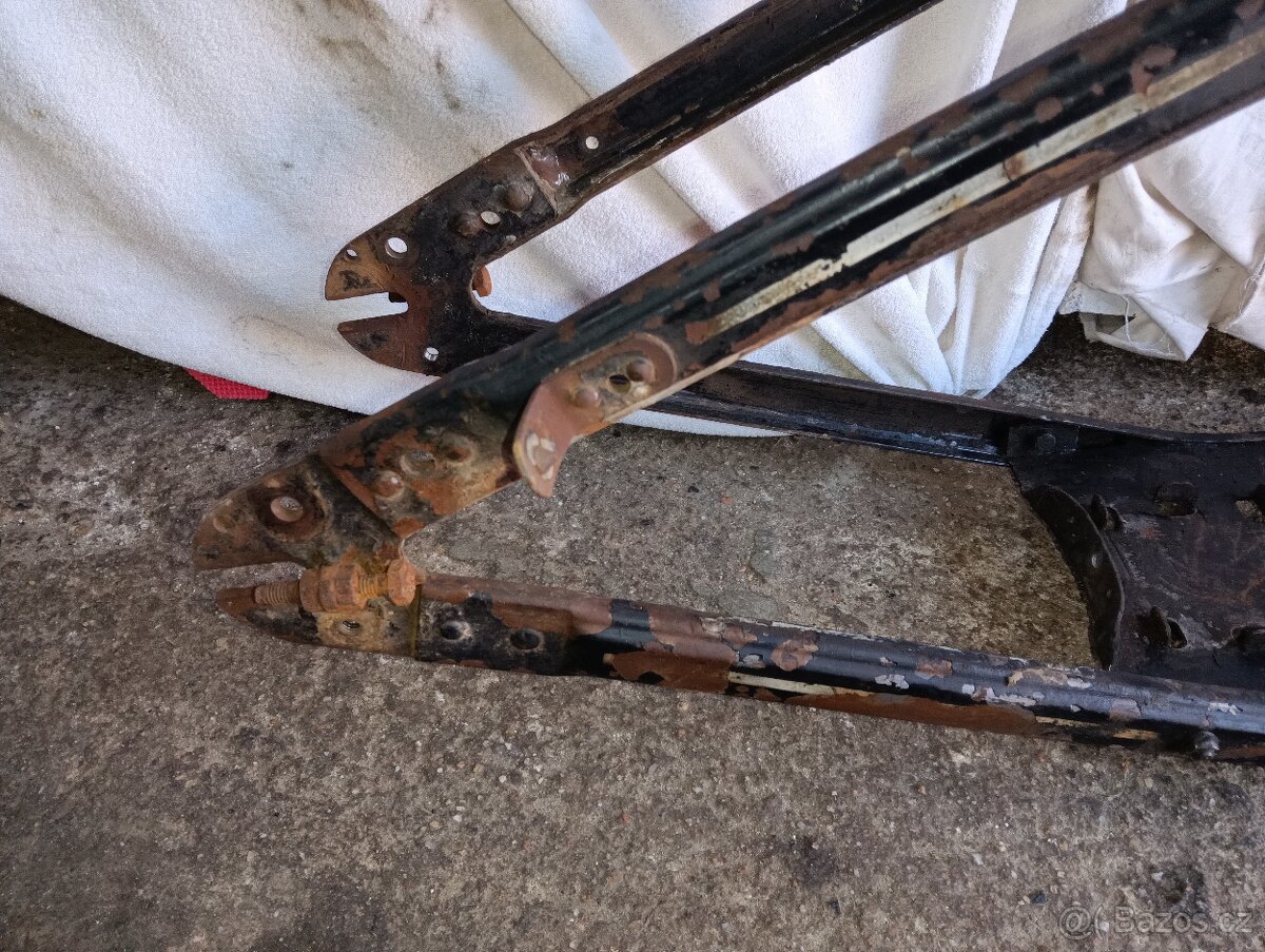 Rám ČZ 175 předválečná - 8