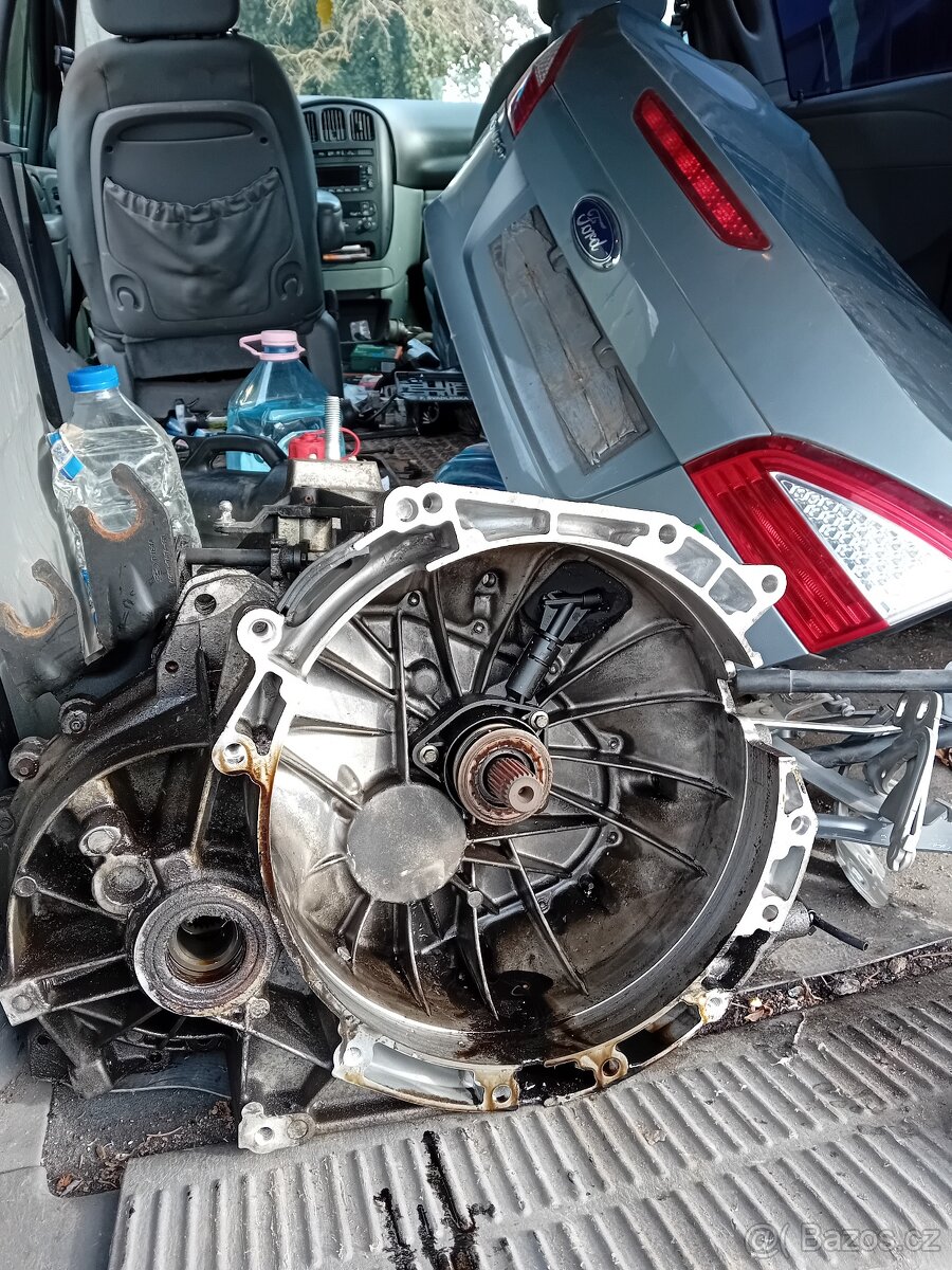 FORD MONDEO MK4 2.0I-DILY - 8