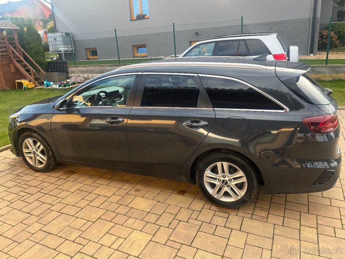 Kia ceed sw 1.6 crdi 100 kw - 8