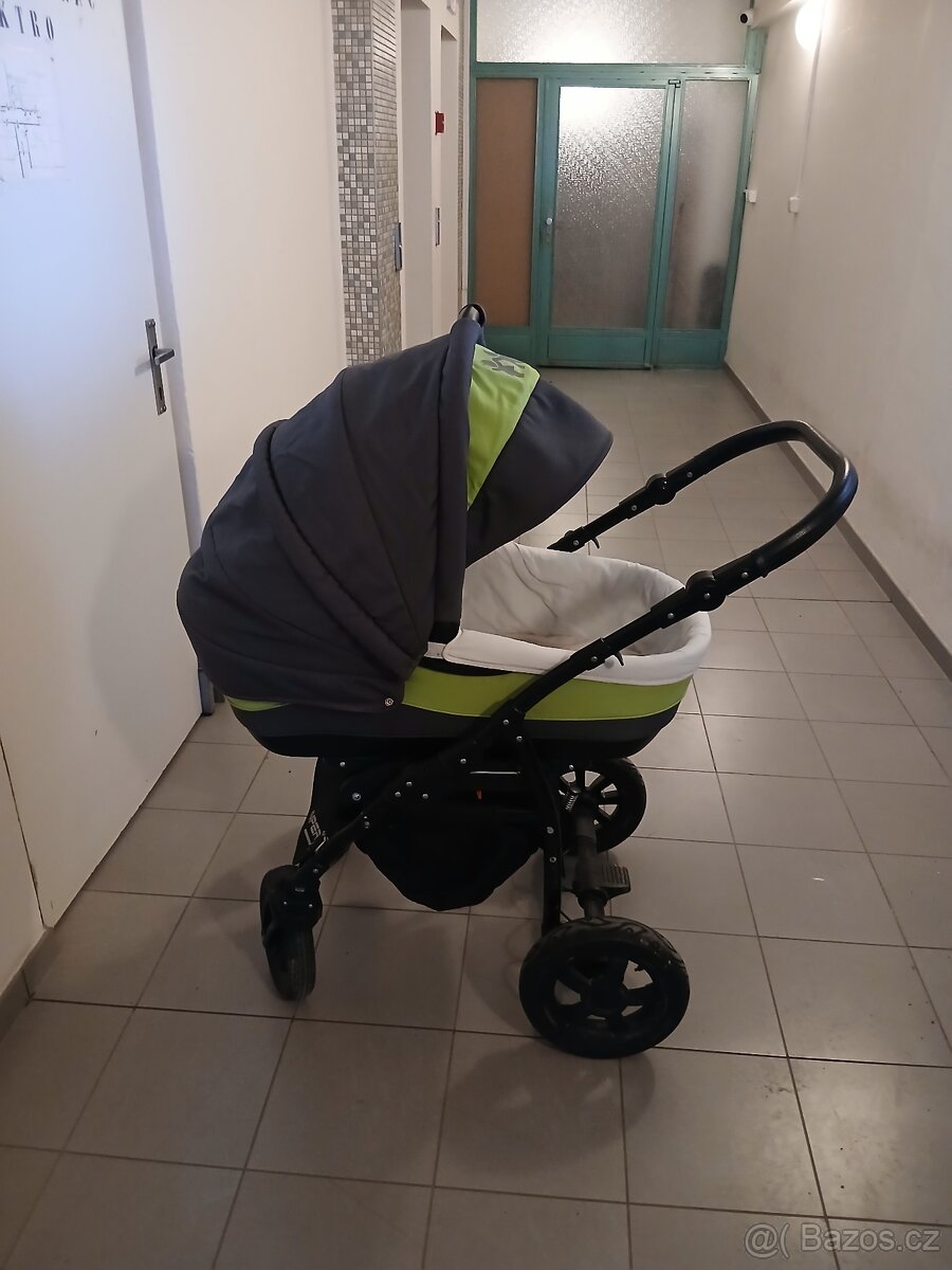 Sportovní kočárek - 8