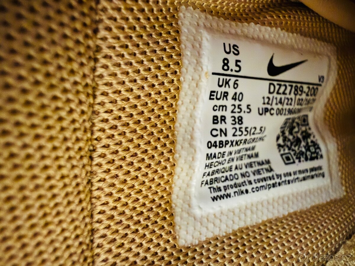 Nike Air Force 1 LX - 8