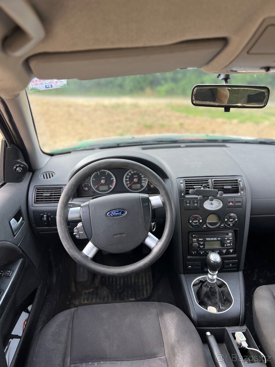 Ford Mondeo - 8