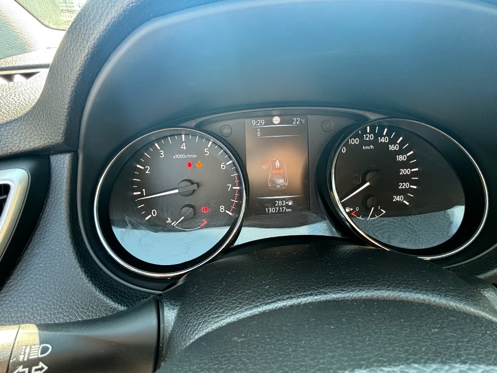 Nissan Qashqai - 8