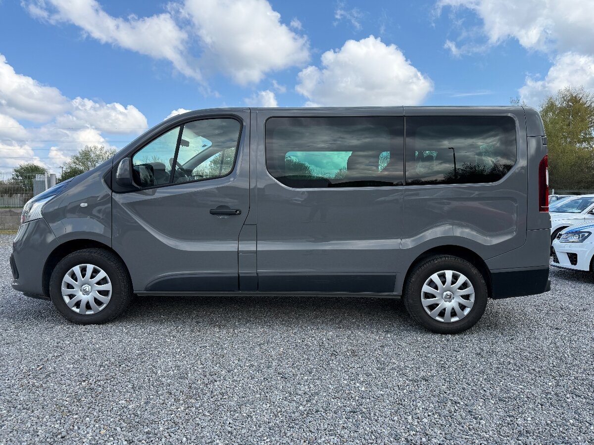 Renault Trafic 1.6dCi 89kW 9 míst 2019 ČR - 8