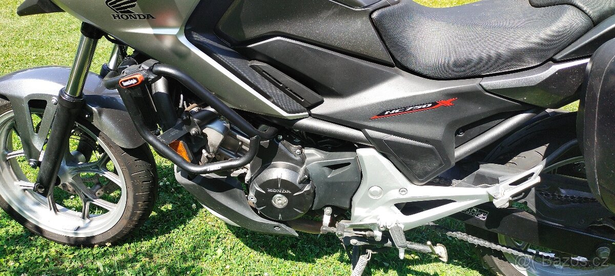 Honda NC 750X - 8