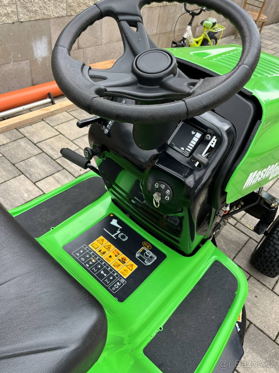 Zahradní sekací traktor MTD MasterCut 92/155 - 8