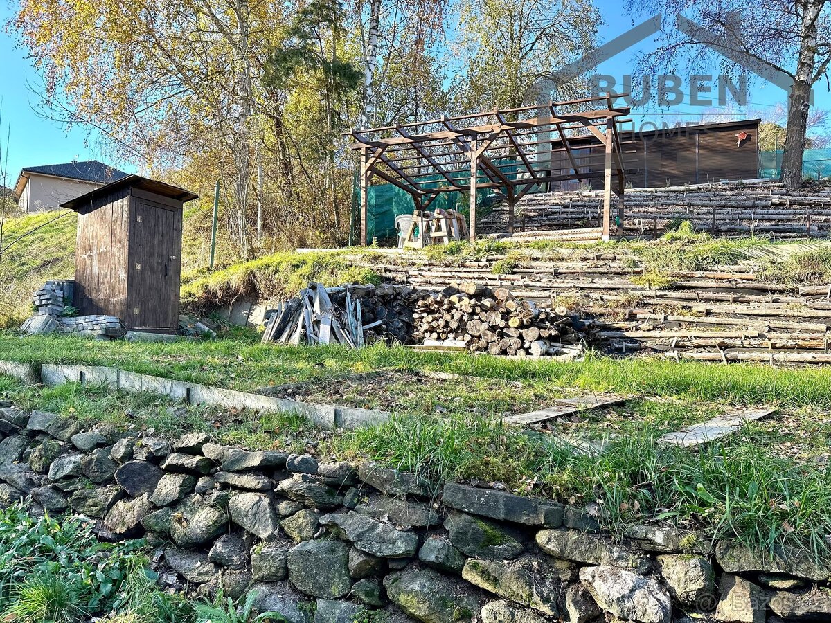 Zahrada (365m2) s chatou (16 m²) - Tachov, ul. Příčná - 8