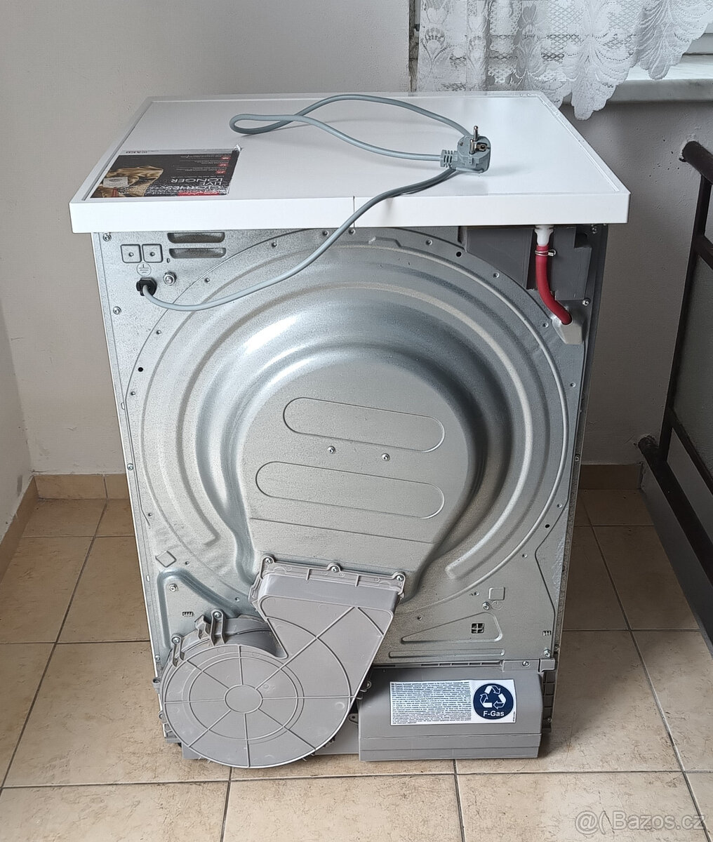 KONDENZAČNÍ SUŠIČKA PRÁDLA AEG - 7KG - A++ - 8