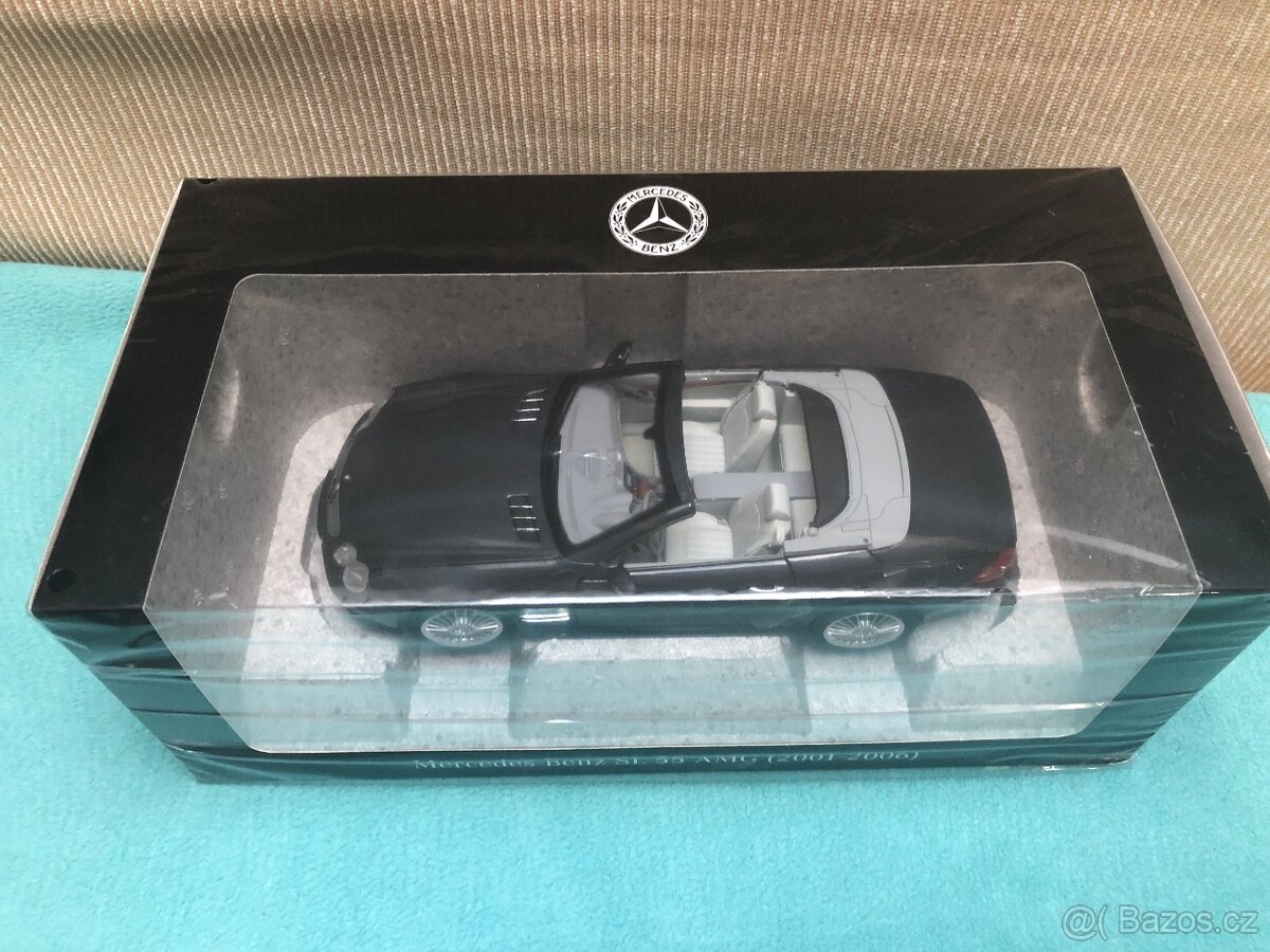 Mercedes Benz SL55 AMG Limitovaná Edice 1:18 - 8