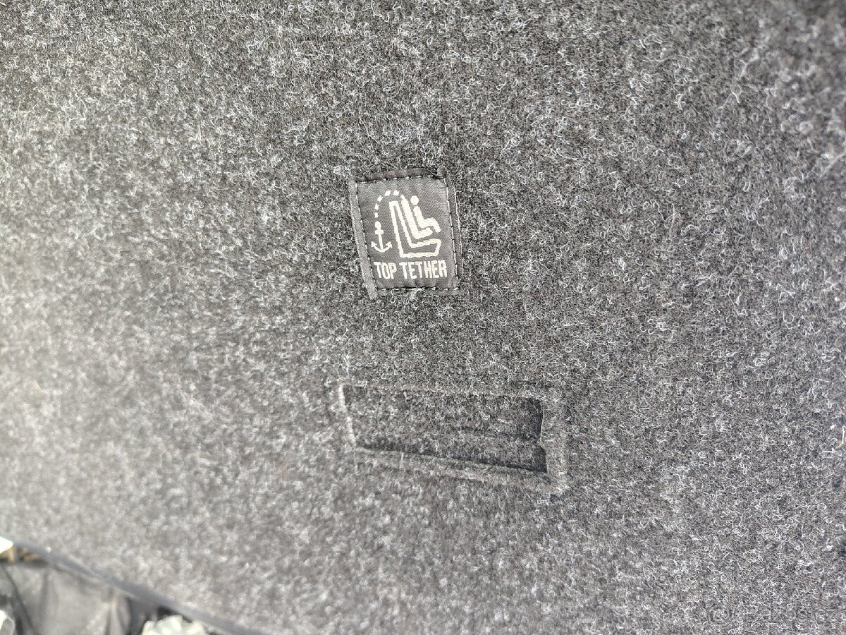 Sedačky Škoda Fabia 3 - 8