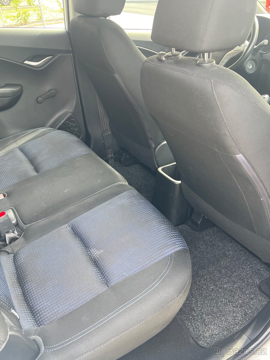 Hyundai ix 20 rv 2018 - 8