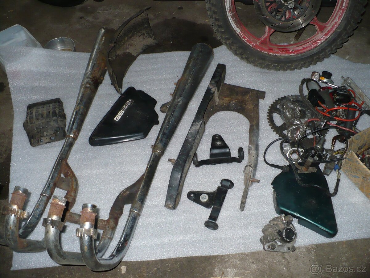 suzuki 550 GS - 8