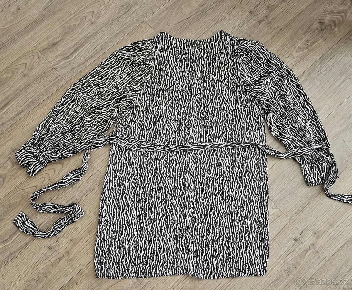 Vzorované šaty/tunika s výstřihem do V - H&M 40 - 8