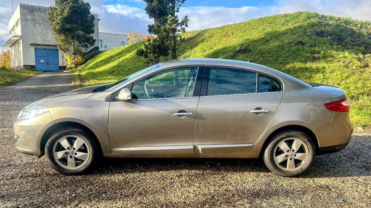 Renault Fluence, 1.6 16v - 8