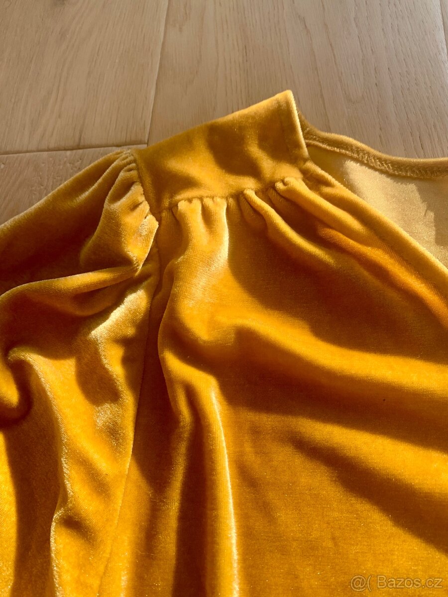 Šaty sametové zn. Pull & Bear vel. M - 8