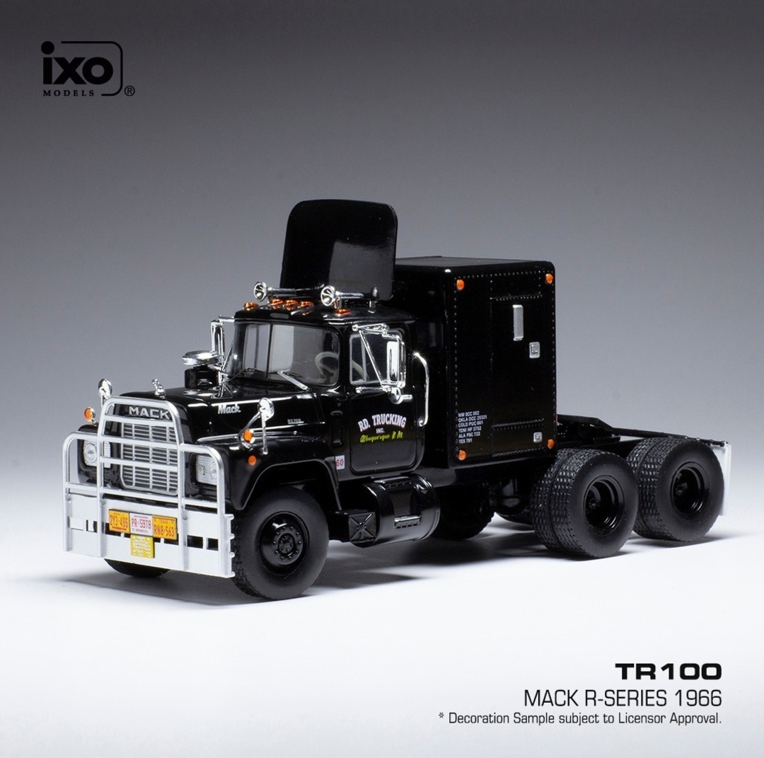 Modely amerických kamionů 1:43 IXO - 8