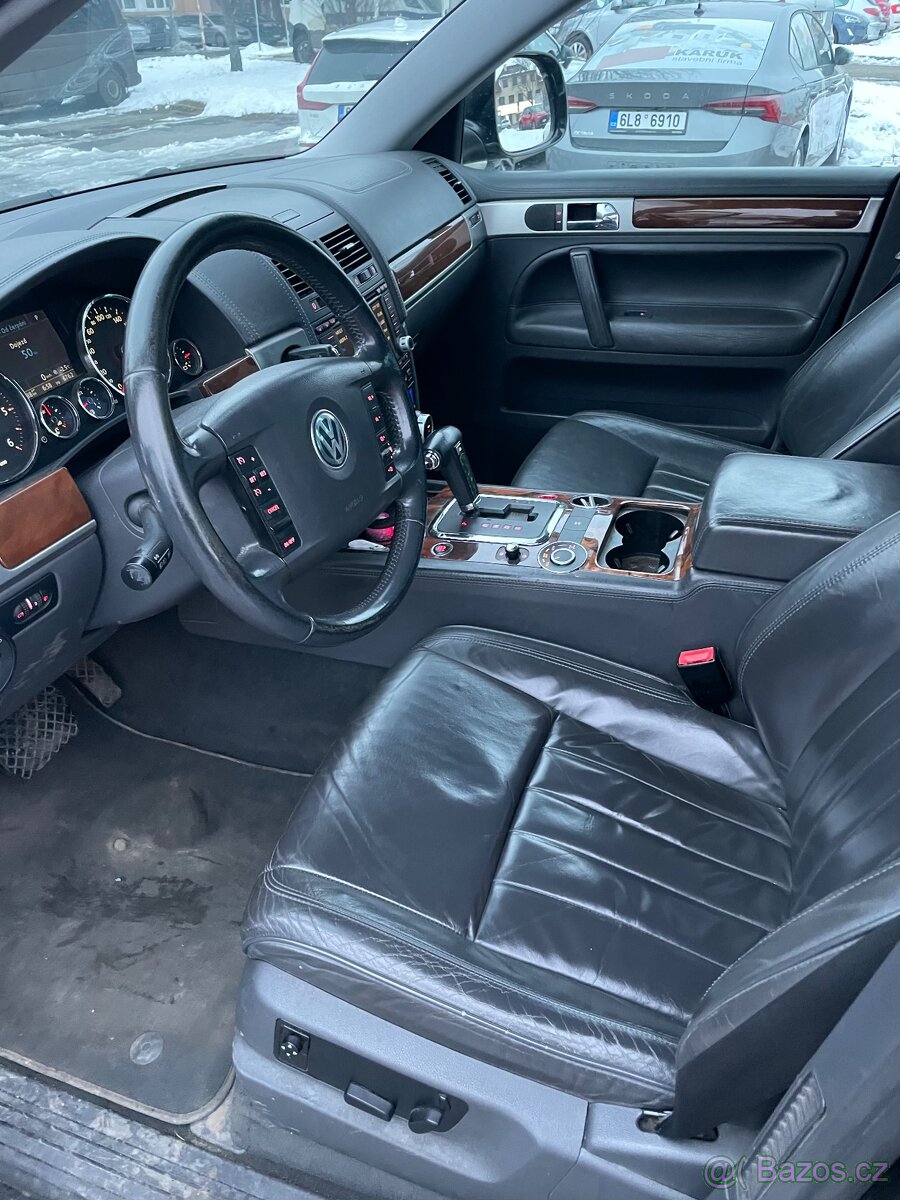 Volkswagen Touareg - 8