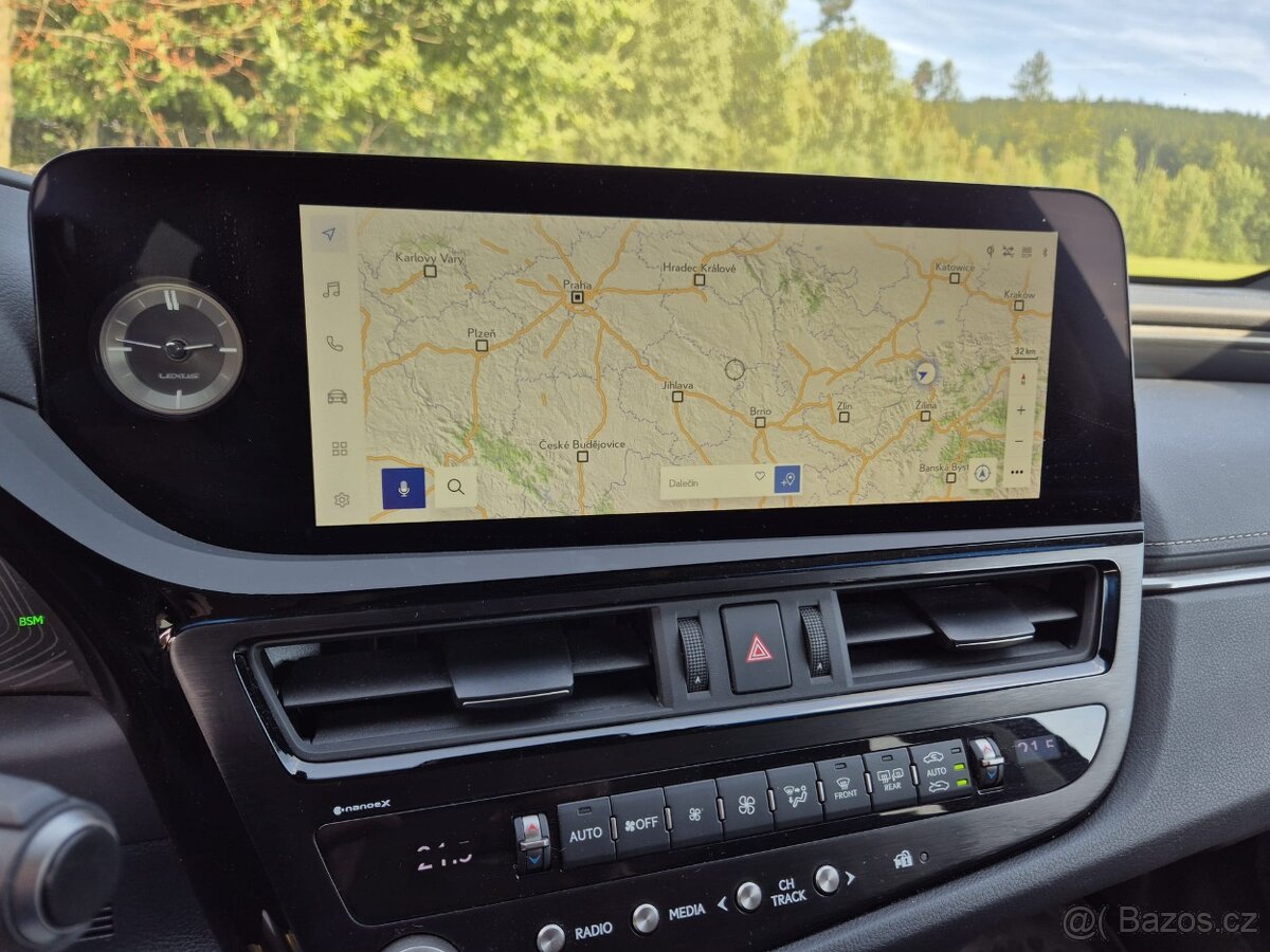 Prodám Lexus ES 300h - 8