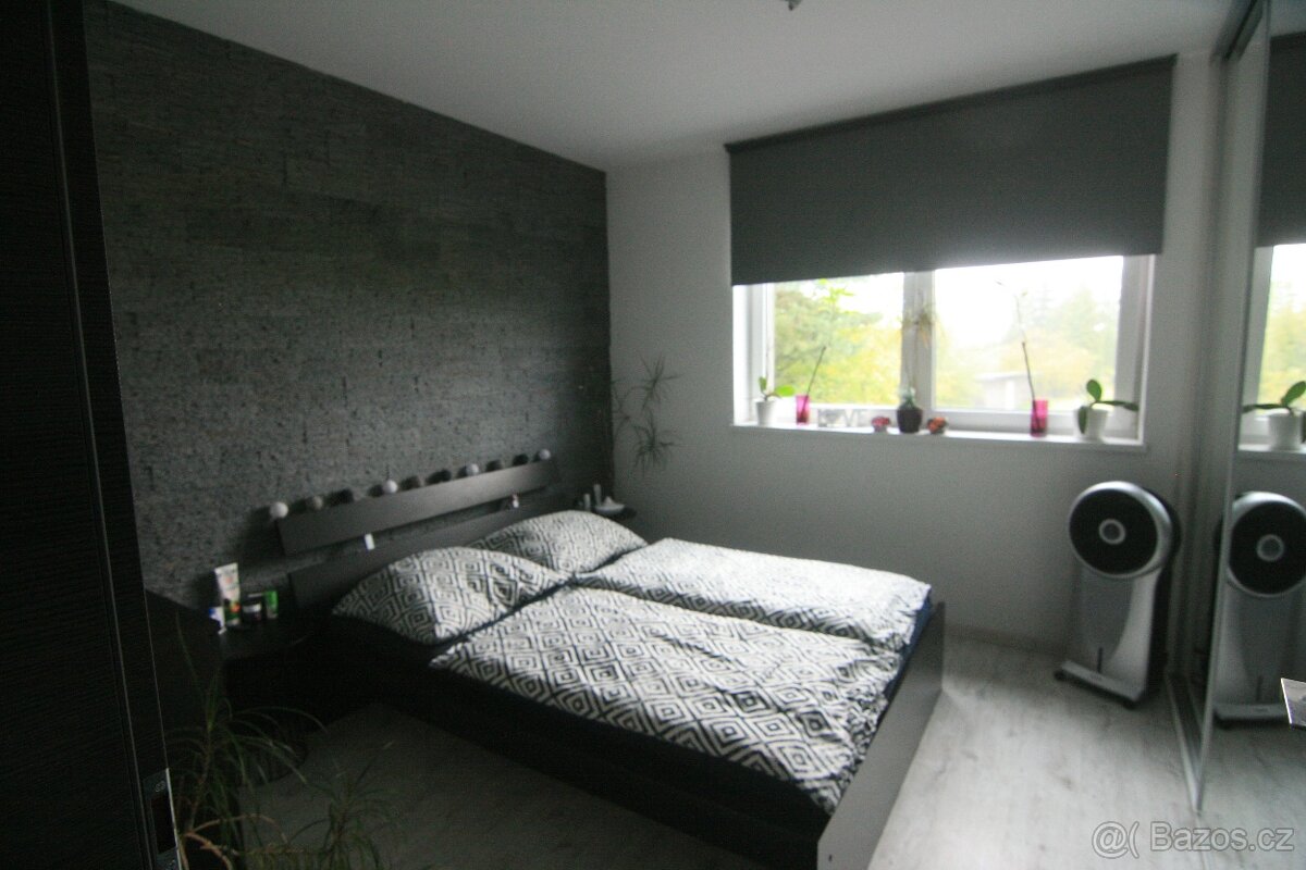 Prodej rodinného domu s pozemkem 1 724 m² - 8