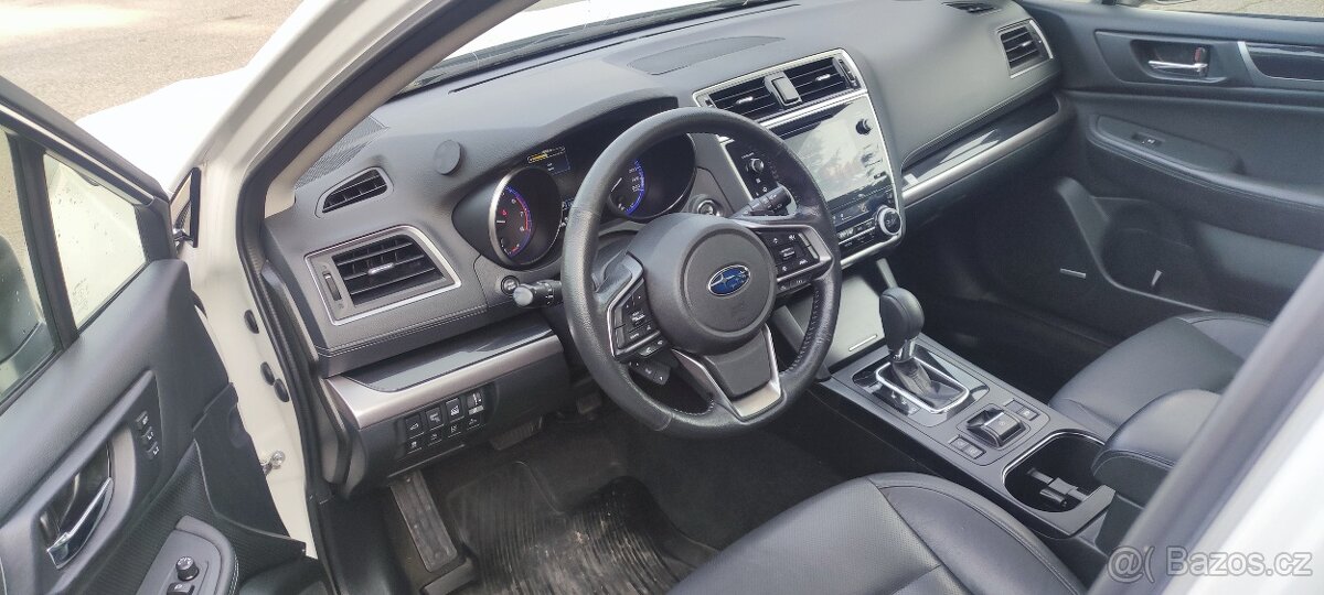 Subaru outback 2,5i - 8