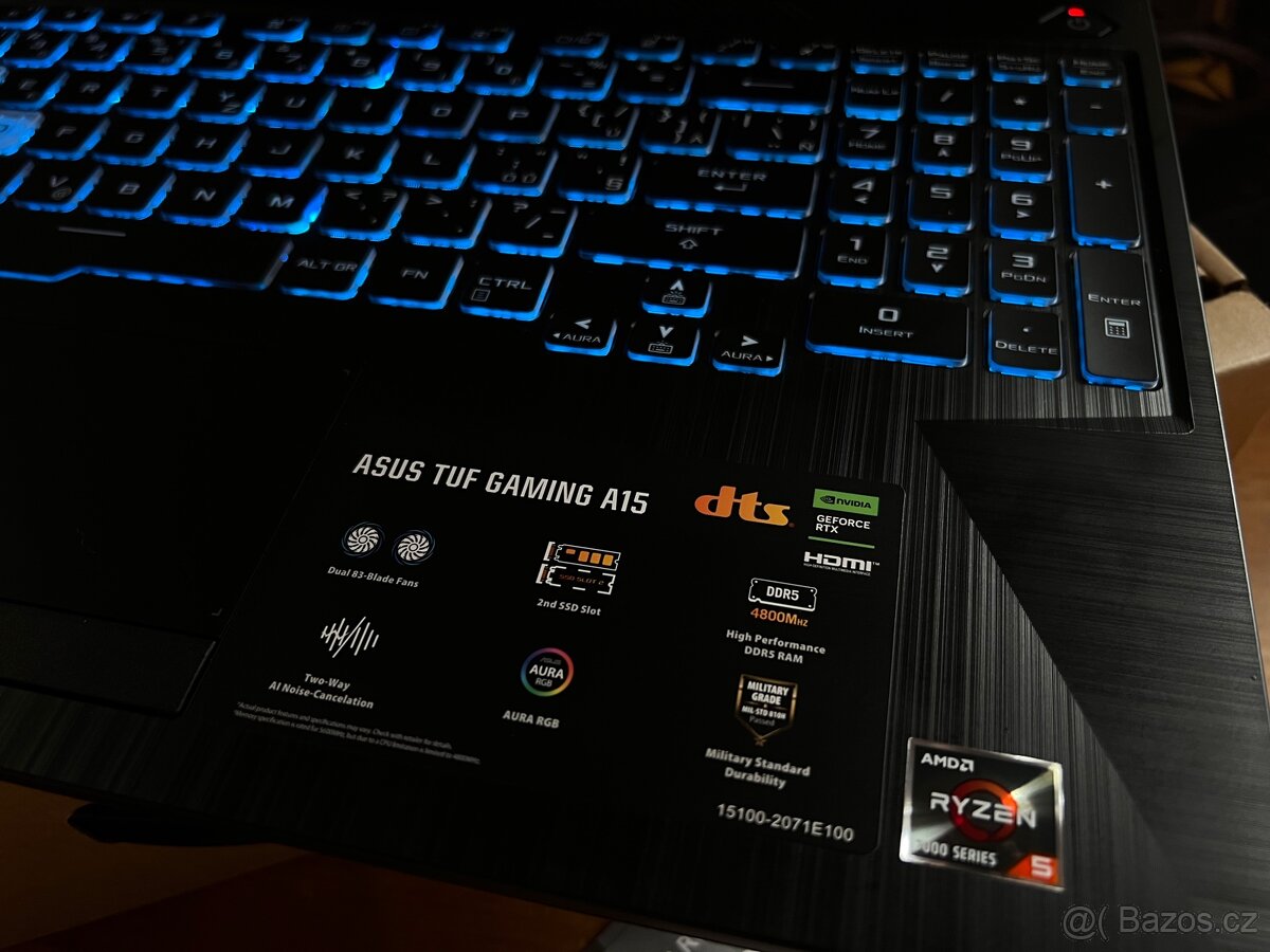 herní notebook ASUS TUF A15 RTX3050 - 8