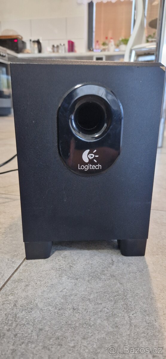 Logitech X-240 - 8