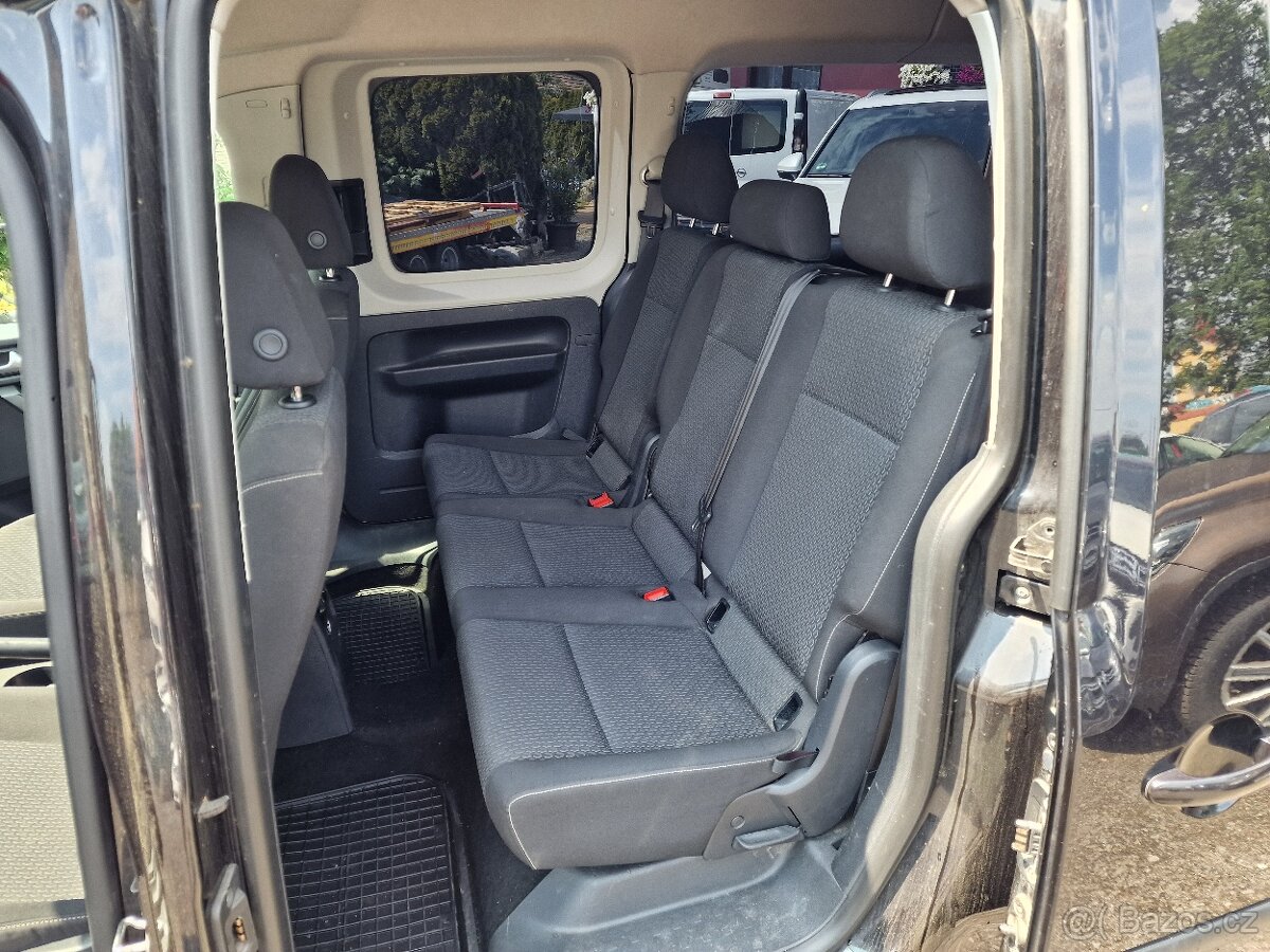 VW CADDY MAXI 2,0TDI 7MÍST NAVIGACE - 8