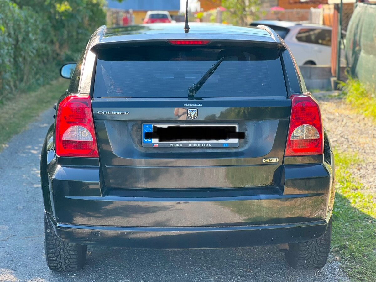 Dodge Caliber - 8