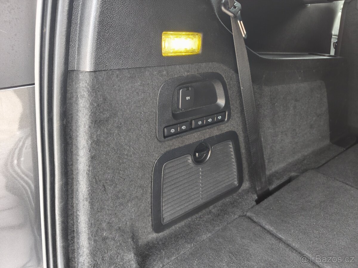 Ford Galaxy 2,0 tdci Titanium - 8