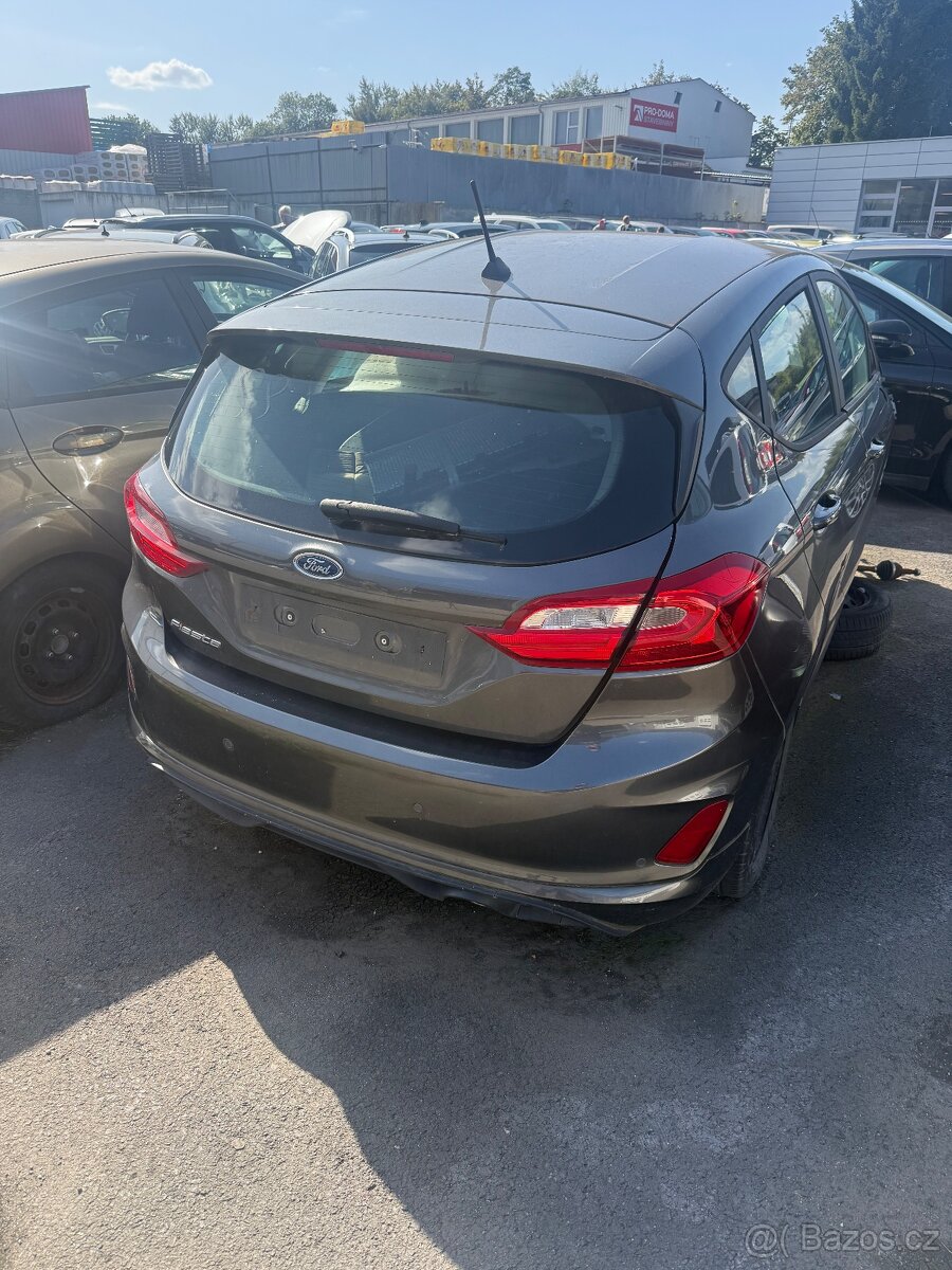 Ford Fiesta 2x - 8