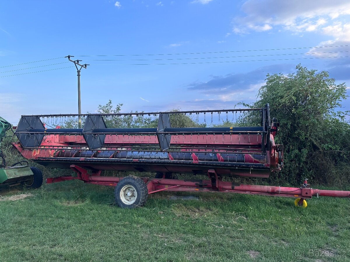 Kombajn Massey Ferguson MF38 - 8