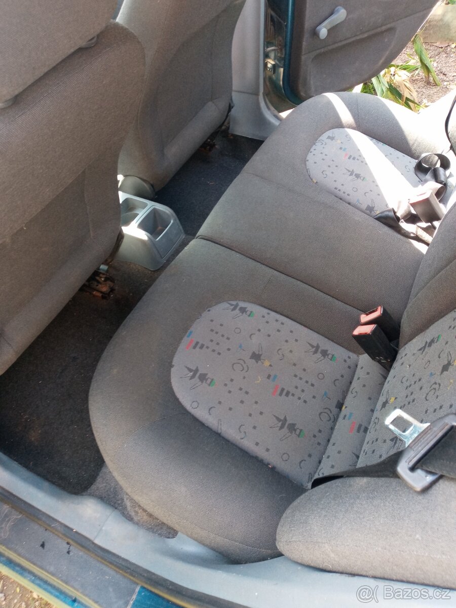 Škoda Fabia Combi s tažním zařízením - 8