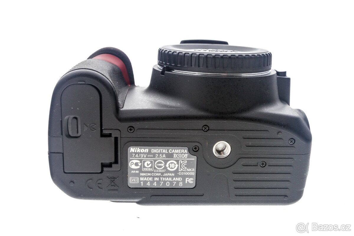 Zrcadlovka Nikon D3100 + 18-55mm + přísl. - 8