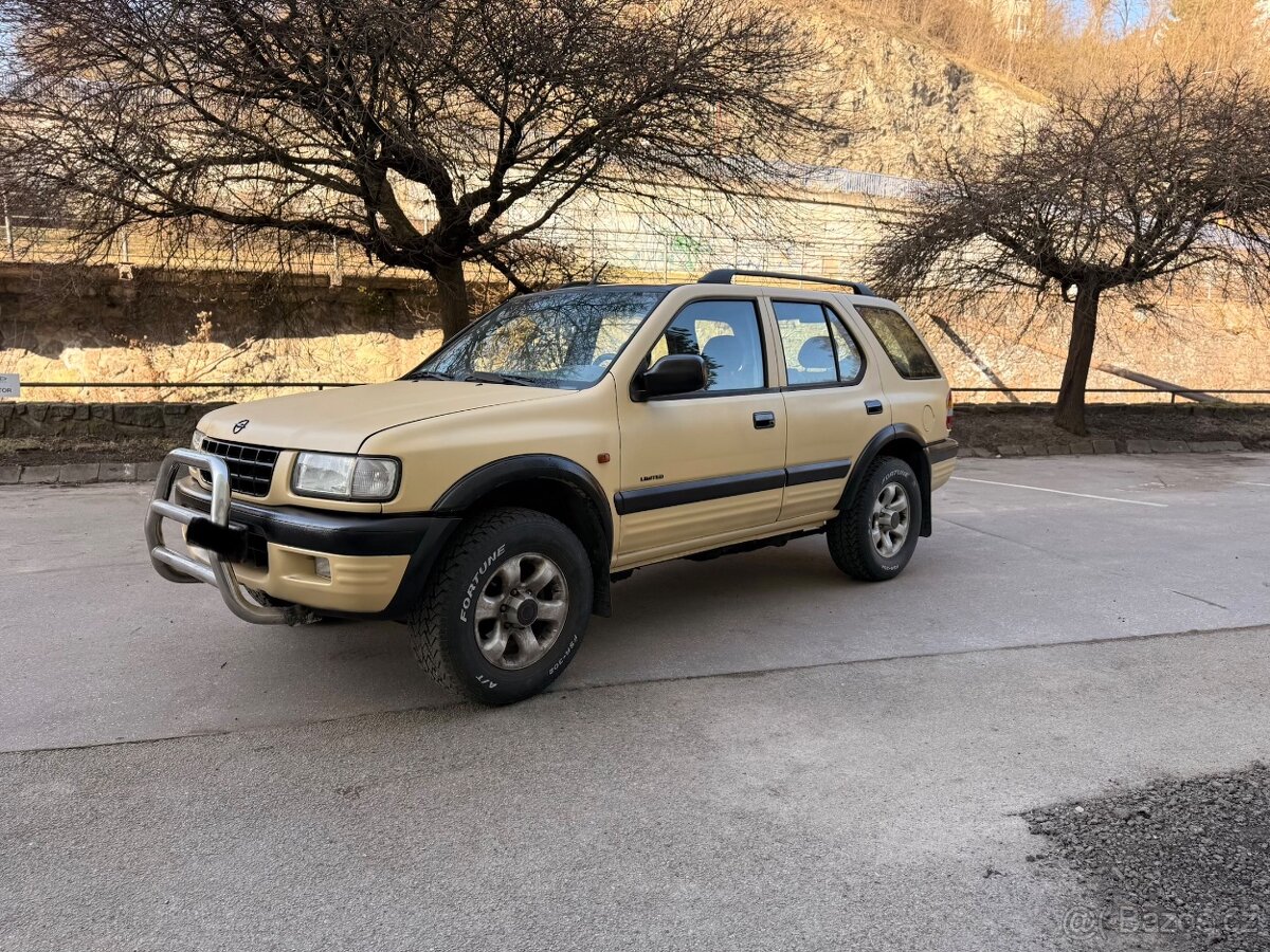 Opel Frontera 3.2 V6 manuál - 8