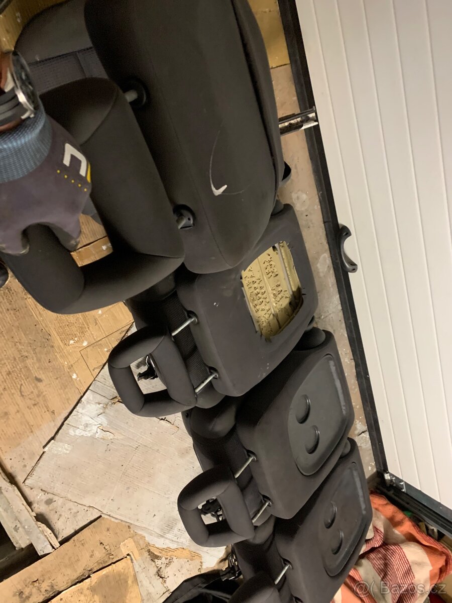 VW Sharan 2005 sedačky - 8