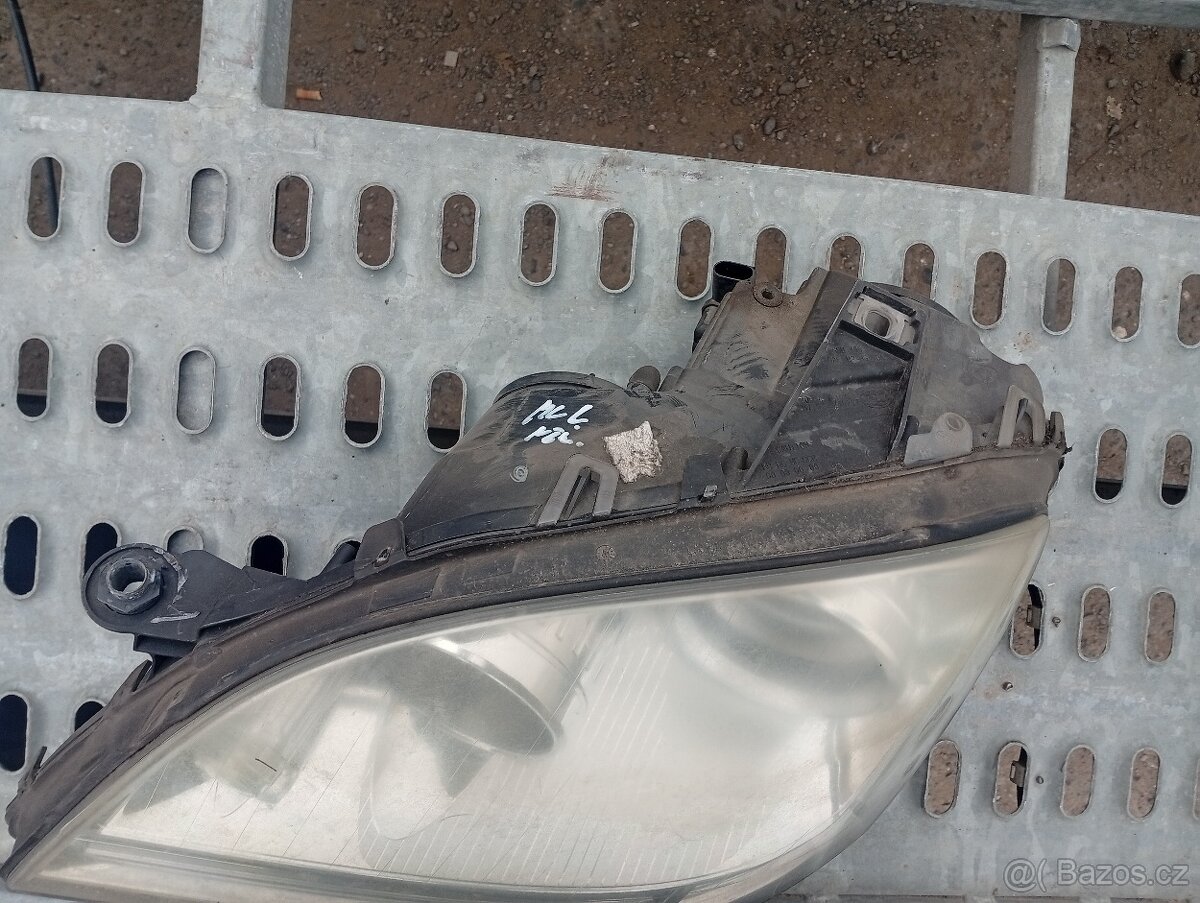 MERCEDES BENZ ML W164 PŘEDNÍ SVĚTLA KLASIK ŽÁROVKY - 8