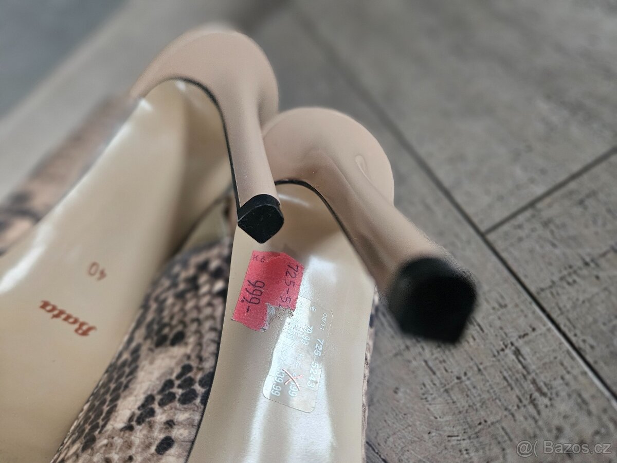 Lodičky Baťa s otevřenou špičkou - 8