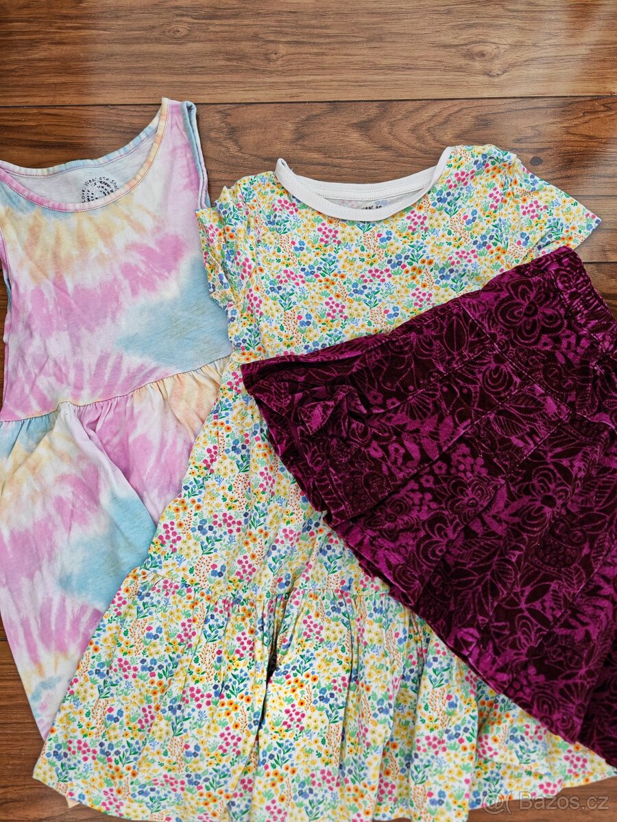 Dívčí oblečení vel. 122/128, 58 ks - 8