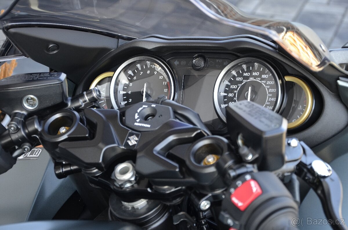 Suzuki GSX 1300 R Hayabusa 2025 - 1.majitel / 2.400 km - 8