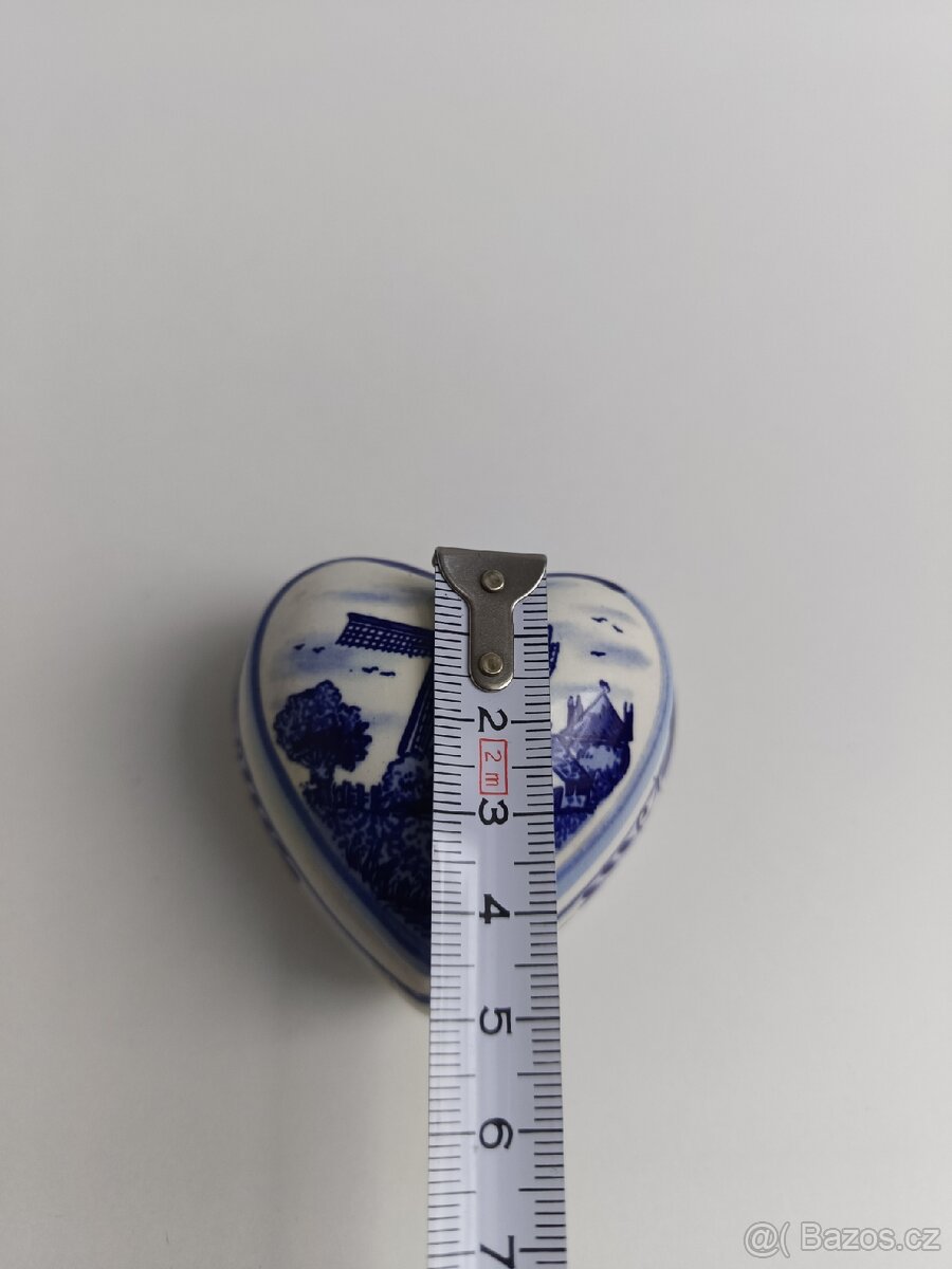 Keramika ve stylu " Delft Blue" - 8