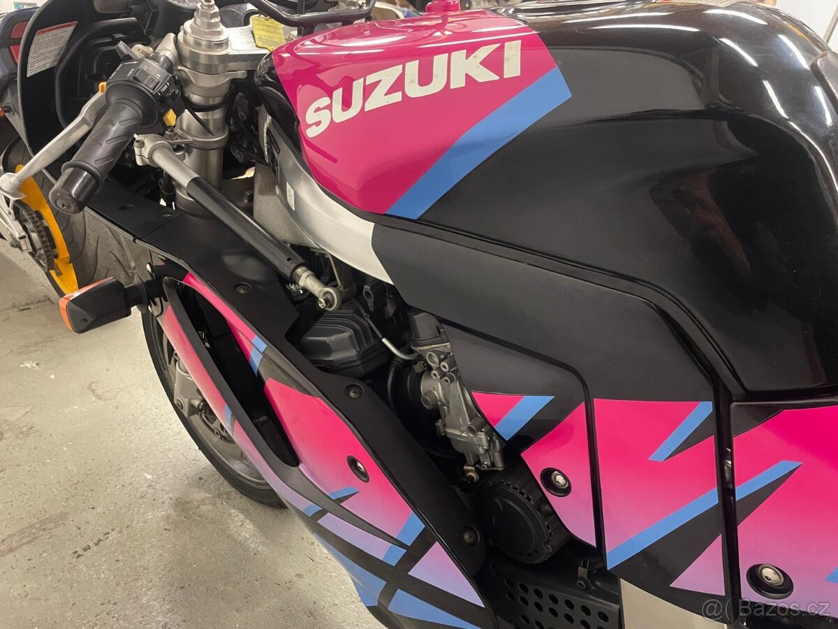 Suzuki GSXR 1992 - 93 - sběratelský stav - 8
