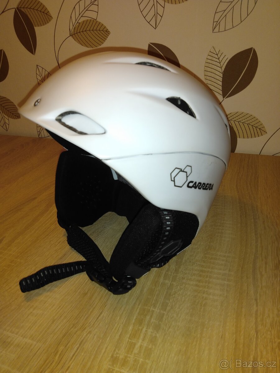 Lyžařská helma - 8