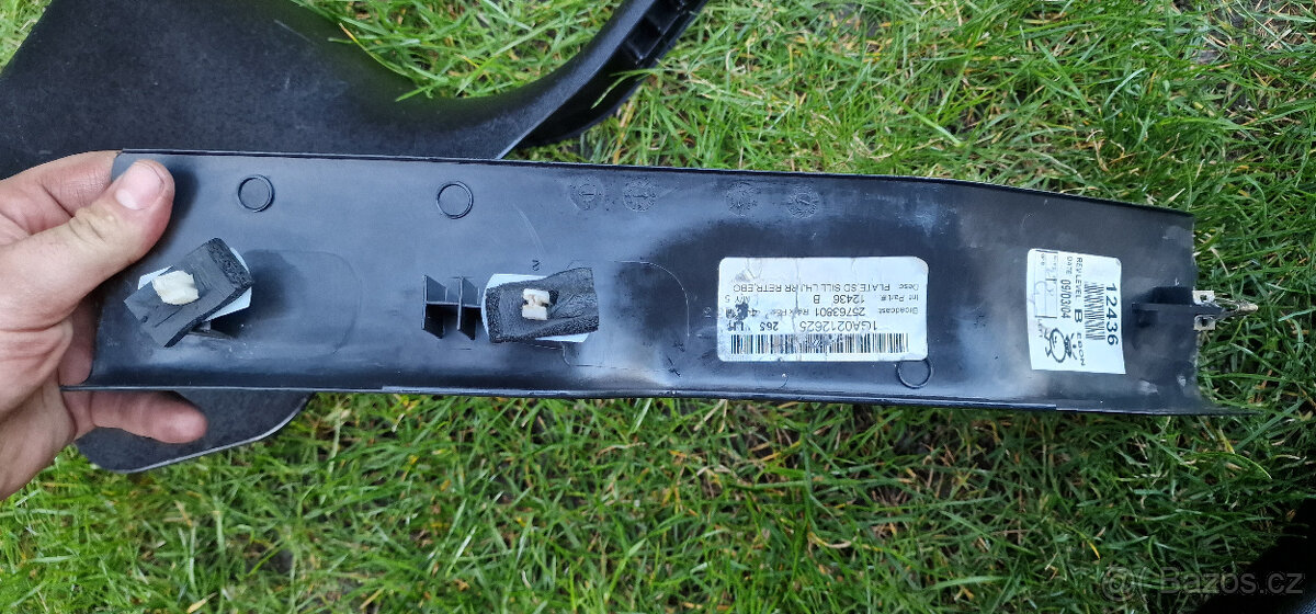 Plasty do interiéru + stropní ovládání - Cadillac SRX - 8