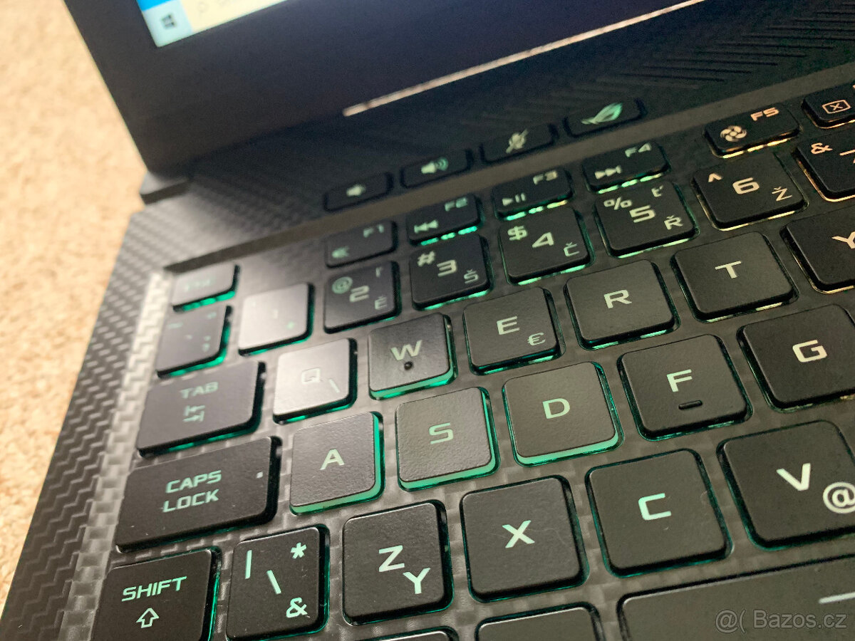HERNÍ NOTEBOOK - Asus ROG Strix GL503 - i5-GTX - SUPER - 8