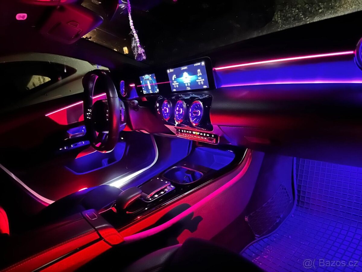 Mercedes Benz CLA - 8