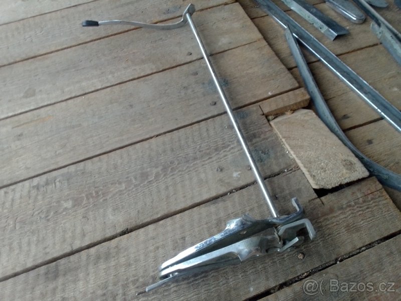 Mercedes w 111 coupe - 8