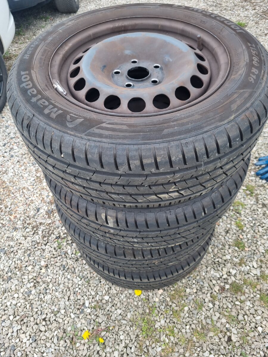Letni kola +pneu Škoda Yeti - 8