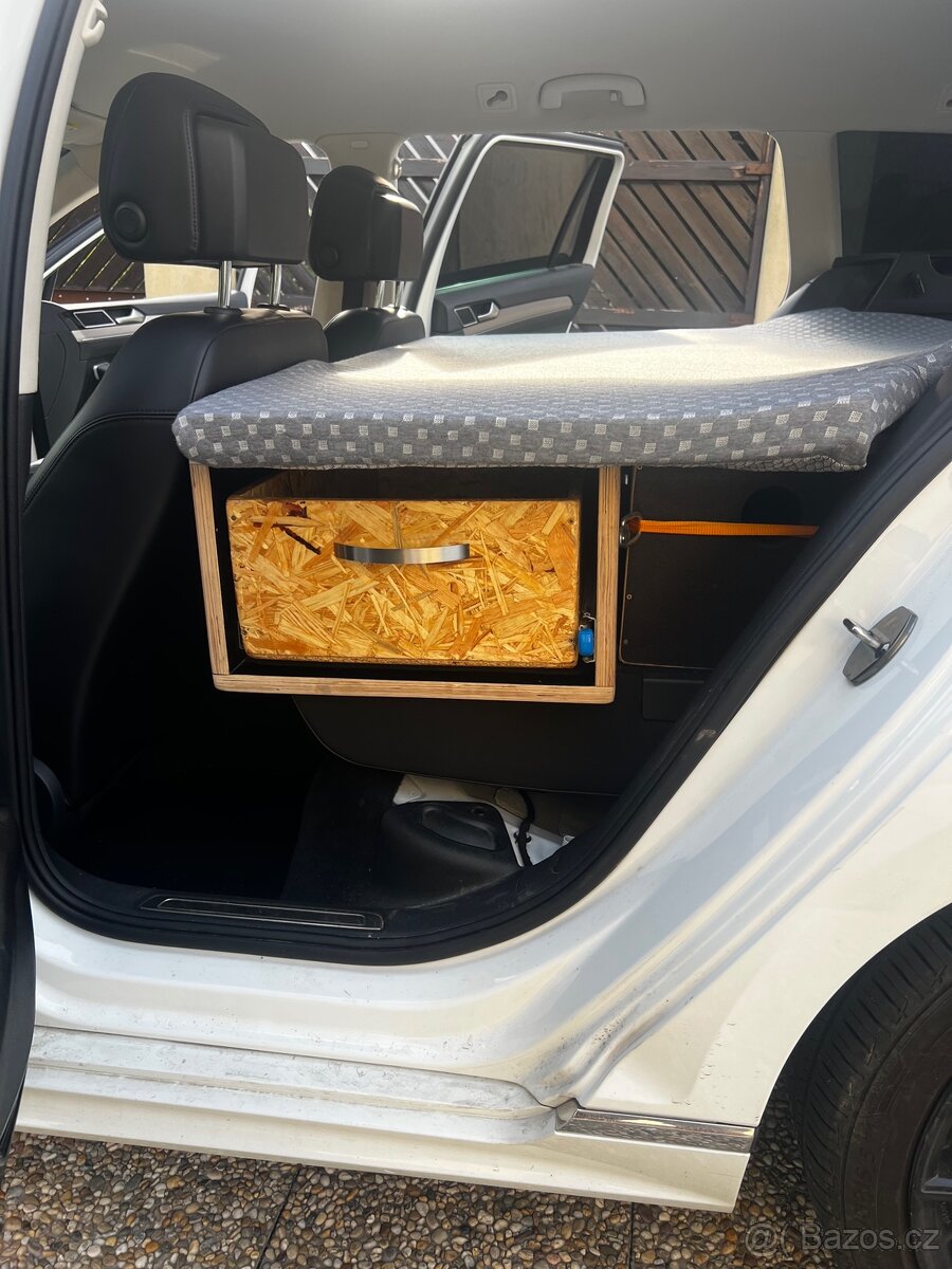 Vestavba do auta - 8